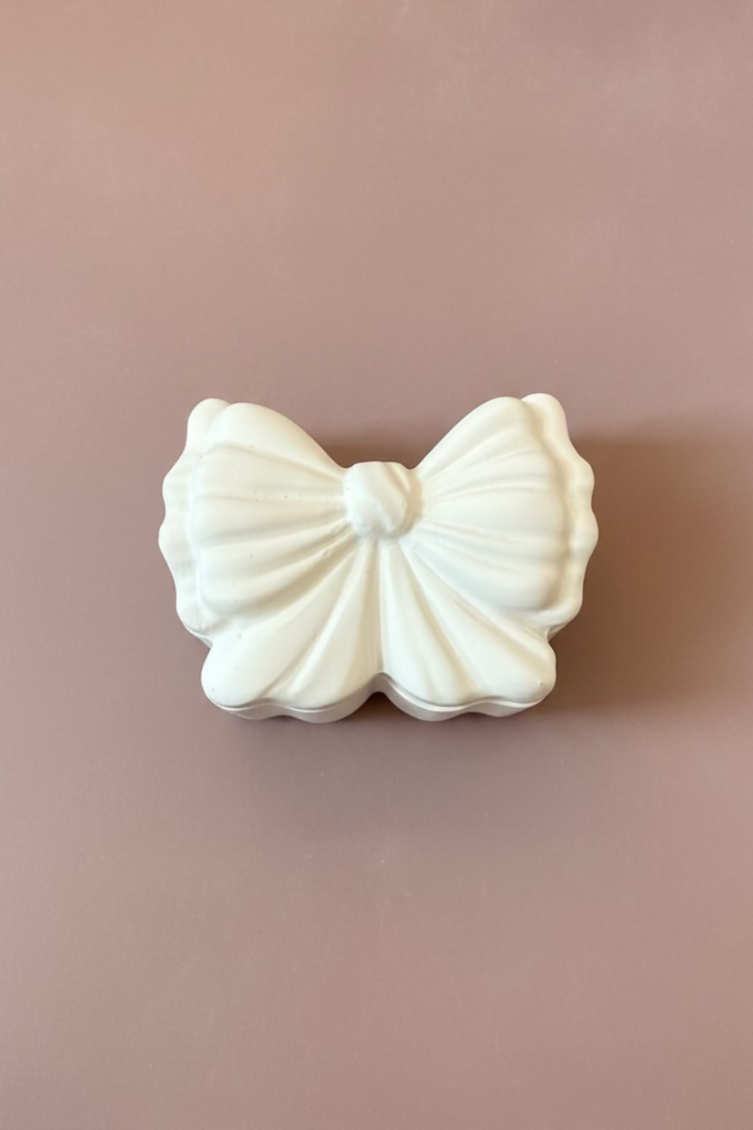 Bow